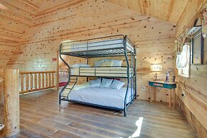 Secluded Broken Bow Cabin w/ Fire Pit and Deck!