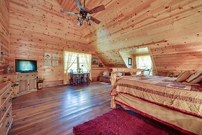 Secluded Broken Bow Cabin w/ Fire Pit and Deck!