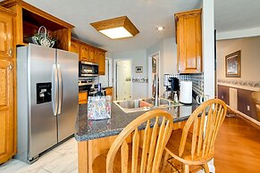 Lake Barkley Home w/ On-site Beach: Boat + Swim!