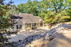 Lake Barkley Home w/ On-site Beach: Boat + Swim!