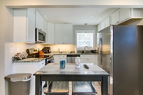 Updated Home - Walk to Salisbury University!