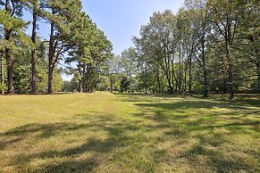 Natures Care: Home w/ Pond, 16 Mi to Memphis!