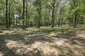 Natures Care: Home w/ Pond, 16 Mi to Memphis!