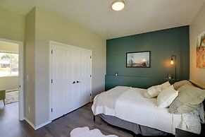 Pet-friendly Stevensville Home w/ Mountain Views!