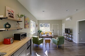 Pet-friendly Stevensville Home w/ Mountain Views!