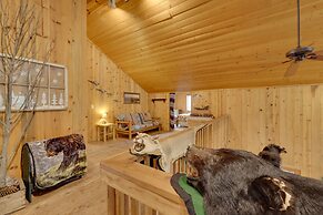 Pet-friendly House w/ Deck: Near Crater Lake!