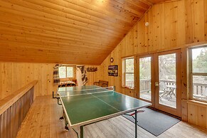 Pet-friendly House w/ Deck: Near Crater Lake!