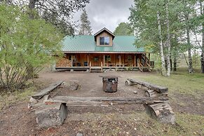 Pet-friendly House w/ Deck: Near Crater Lake!