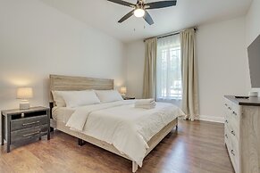 Charming Navarre Townhome: 5 Mi to Beach!