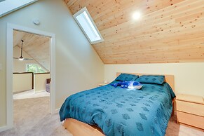 Community Beach Access: Modern Poconos Cabin!