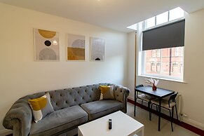 Impeccable 2-bed Apartment in Gateshead