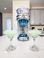 Sandy Bottoms at Margaritaville