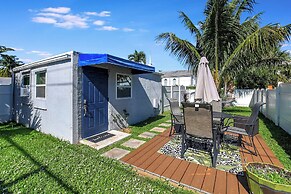 Cozy Cottage 5 Min to Beach Perfect for Couples