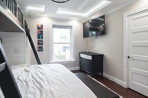 4 BDR Lake Geneva Estate Across From Beach!