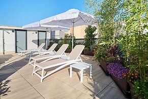 Apartamentos Luna Suites Granada