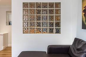 Serviced Chelsea Flat