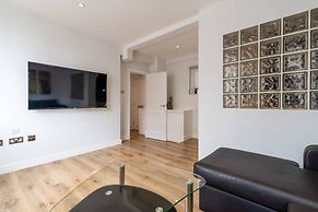 Serviced Chelsea Flat