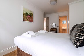 Gorgeous Kentish Town Flat