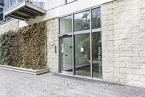 Central London Haven: Steps From Shoreditch Station