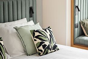 H4 Hotel Wyndham Paris Pleyel Resort