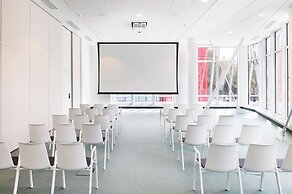 H4 Wyndham Paris Pleyel