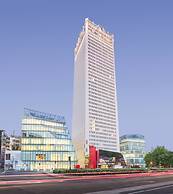 H4 Hotel Wyndham Paris Pleyel Resort