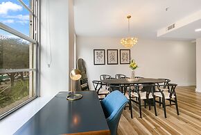 Downtown Delight 4BR 2BATH Luxury Condo
