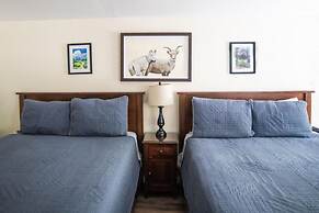 Mt Williamson Motel and Basecamp