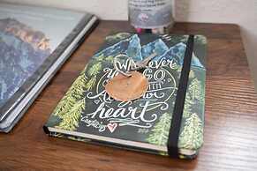 Mt Williamson Motel and Basecamp