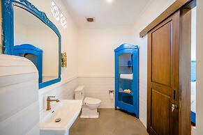 Pitaloka Hotel Sanur By DeWizZManagement