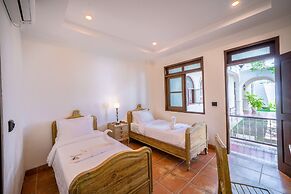 Pitaloka Hotel Sanur By DeWizZManagement