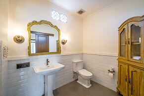 Pitaloka Hotel Sanur By DeWizZManagement