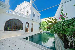 Pitaloka Hotel Sanur By DeWizZManagement