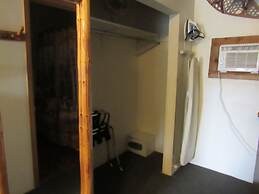 The Woodsman Country Lodge