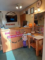 The Woodsman Country Lodge