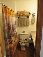 The Woodsman Country Lodge