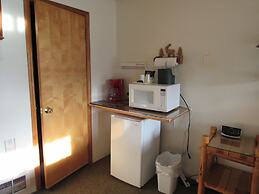 The Woodsman Country Lodge