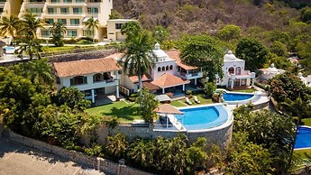 Joya de Pichilingue - Villa con piscina