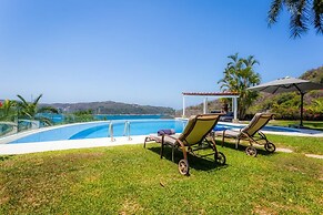 Joya de Pichilingue - Villa con piscina