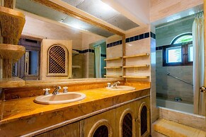 Joya de Pichilingue - Villa con piscina