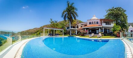 Joya de Pichilingue - Villa con piscina