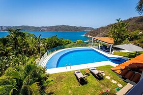 Joya de Pichilingue - Villa con piscina