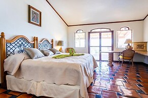 Joya de Pichilingue - Villa con piscina