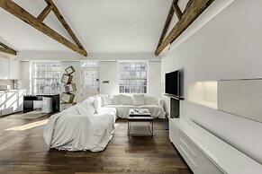 Luxury Loft-style Mews House