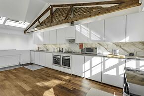 Luxury Loft-style Mews House