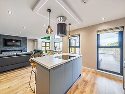 Micklemore Lakes and Lodges