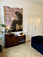 Christianshavn Canalside Luxury Apartment