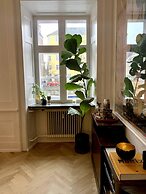 Christianshavn Canalside Luxury Apartment