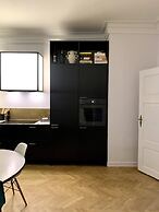 Christianshavn Canalside Luxury Apartment