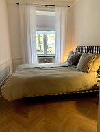 Christianshavn Canalside Luxury Apartment